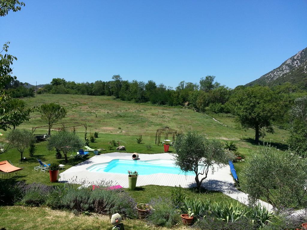 Domaine De Rochebelle Bed and Breakfast La Cadiere-et-Cambo Εξωτερικό φωτογραφία